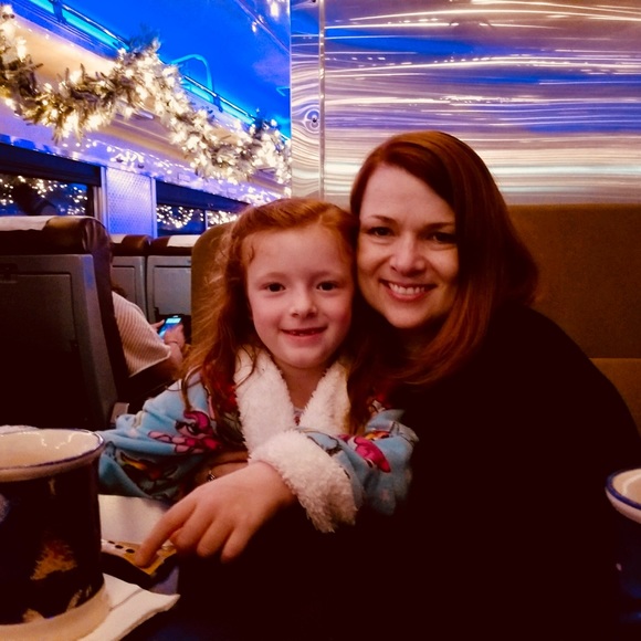 Meet your Posher, Misty - Picture 3 of 5